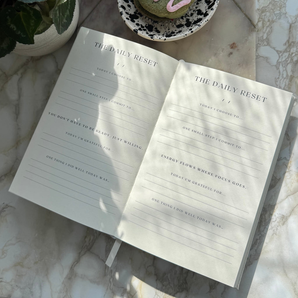 The Mindset Journal- Oat Linen